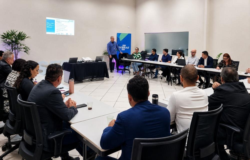 Comitê Gestor debate desenvolvimento econômico em Foz do Iguaçu