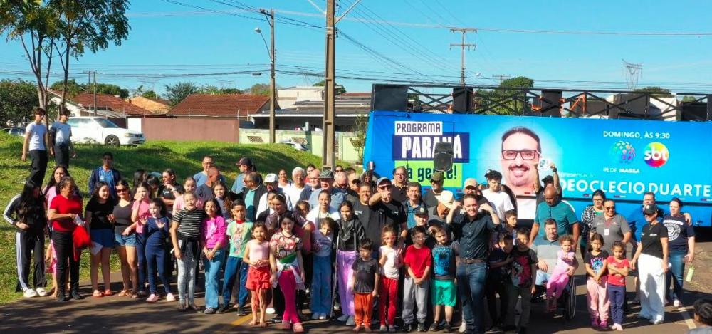 Deoclecio Duarte comemora nos bairros um ano do Programa Paraná da Gente
